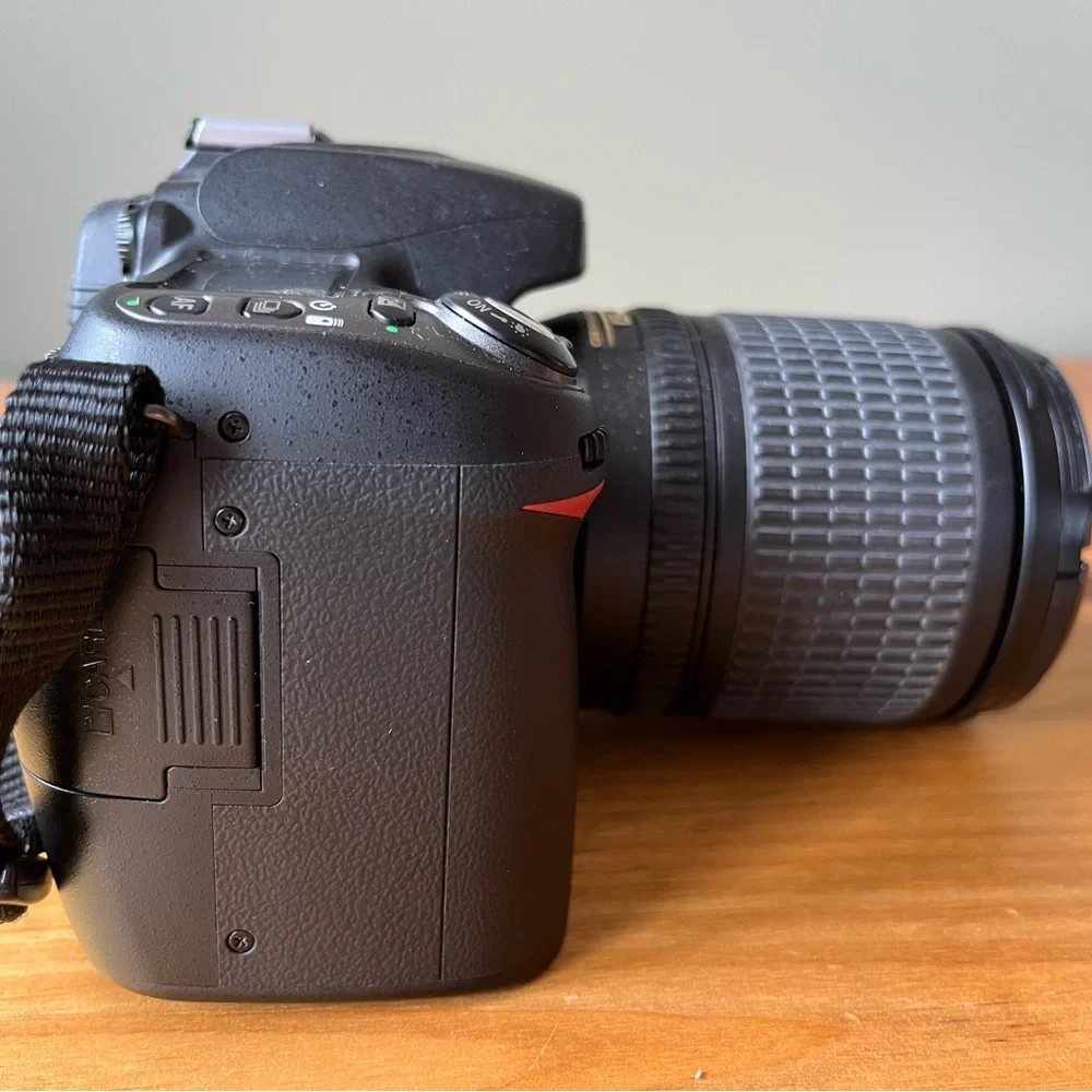 Nikon D80 kit with lens